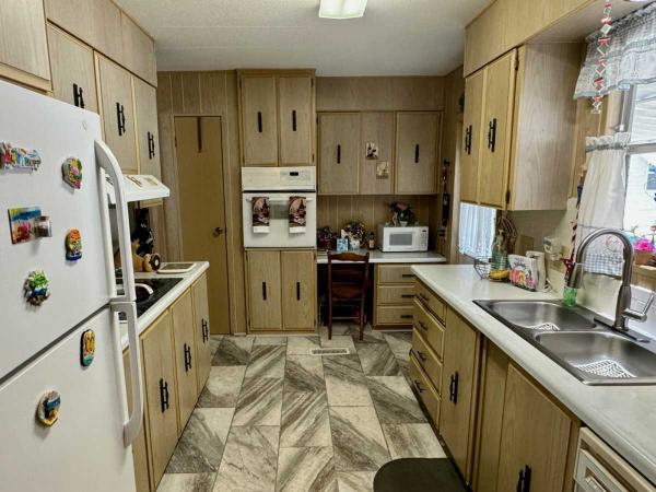 1975 Mobile Home