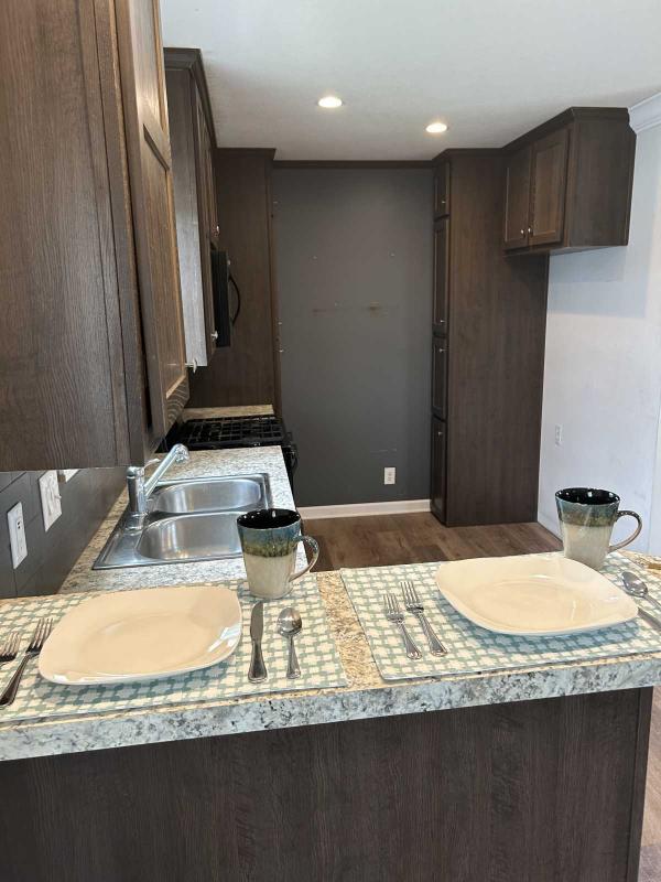 2018 Champion SR032759 Manufactured Home