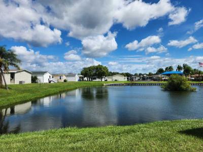 Photo 2 of 18 of home located at 1310 Autumn Dr Tampa, FL 33613