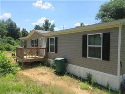 Photo 1 of 13 of home located at 14716 Dry Creek Rd Fosters, AL 35463