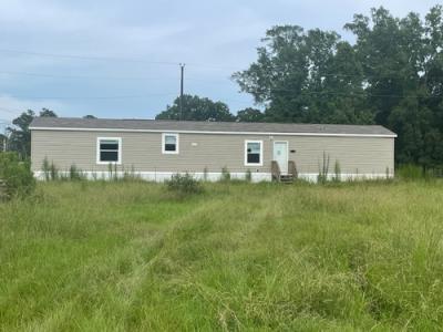 Mobile Home at 16274 Gunboat Landing Rd Maurepas, LA 70449