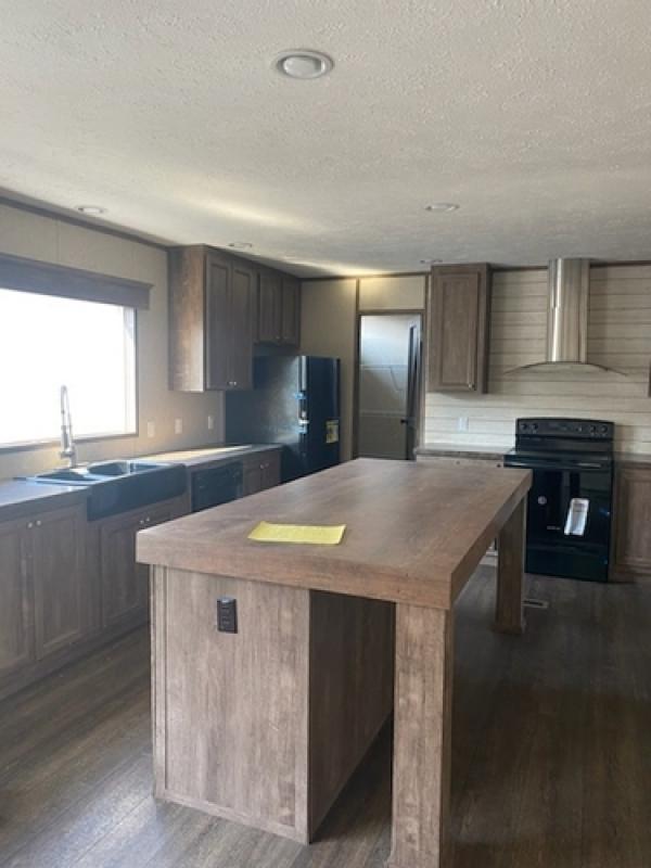 2017 THE ANNIV Mobile Home For Sale