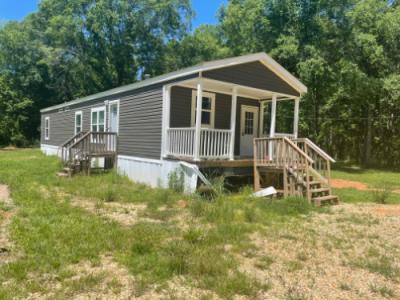 Mobile Home at 20170 Sylvest Rd Franklinton, LA 70438