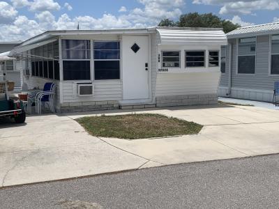 Mobile Home at 37524 Family Lane Zephyrhills, FL 33541