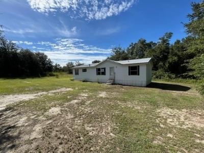 Mobile Home at 6363 B Paradise Club Rd Greenwood, FL 32443