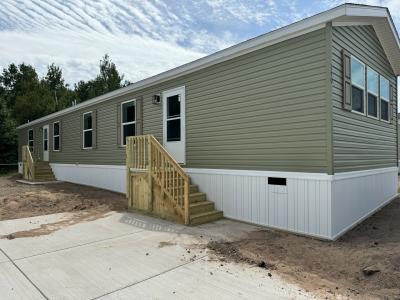 Mobile Home at 777 Pioneer Rd, Site # 140 Marquette, MI 49855