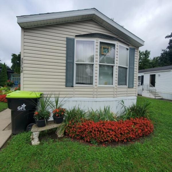 2001 Skyline Manufactured Home