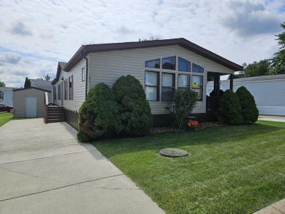 Mobile Home at 197 Pedderidge Dr. Wixom, MI 48393