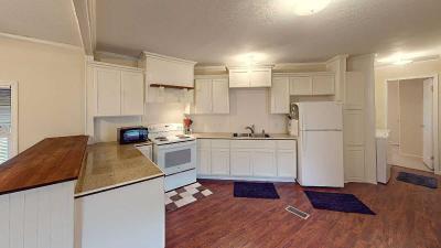 Mobile Home at 3041 Featherstone Dr Fort Worth, TX 76140