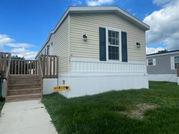 Photo 1 of 2 of home located at 3207 Kennedy Lane Lot 270 Waterloo, IA 50701