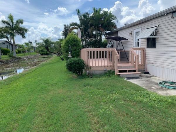 1988 FLEETWOOD BARRINGTON 3322K Mobile Home