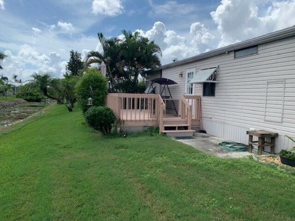 1988 FLEETWOOD BARRINGTON 3322K Mobile Home