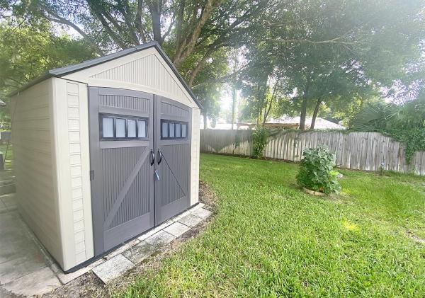 1990 Fleetwood Manufactured Home