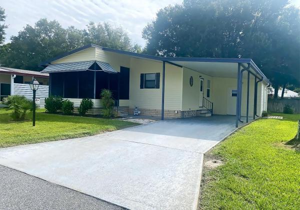 1990 Fleetwood Manufactured Home