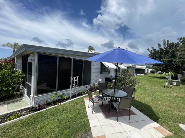 1980 2BD/2BA Mobile Home