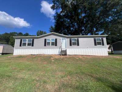 Mobile Home at 44 Uptain Loop Jasper, AL 35504