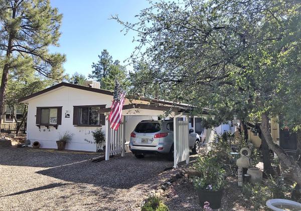 1984 CAVCO Sunburst Manufactured Home