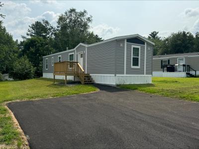 Mobile Home at 16 Hawthorne Dr Norway, ME 04268