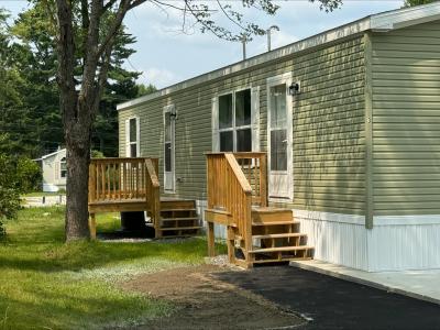 Mobile Home at 3 Locust Dr Norway, ME 04268