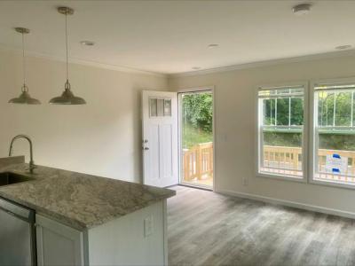 Photo 2 of 9 of home located at 103 Stardust Drive Asheville, NC 28805