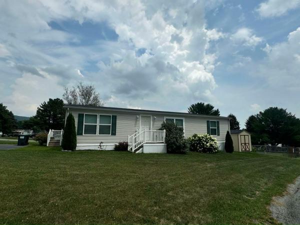 2020 Clayton-Lewistown Tuscany 5228-5202 Mobile Home