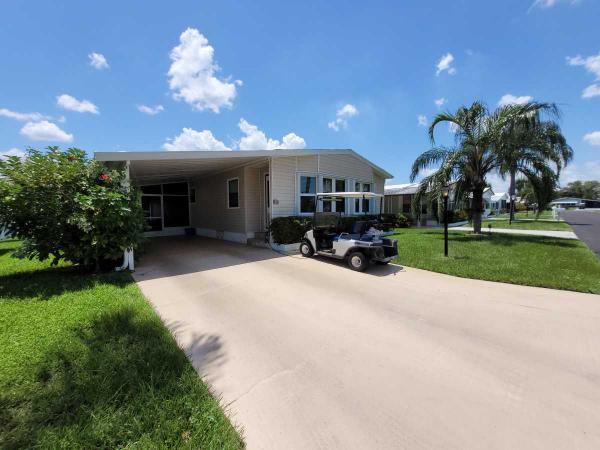 Photo 1 of 2 of home located at 613 Belle Forest St Lake Placid, FL 33852