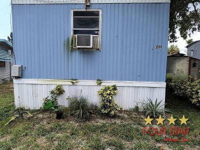 Mobile Home at 1930 S Ridgewood Ave South Daytona, FL 32119