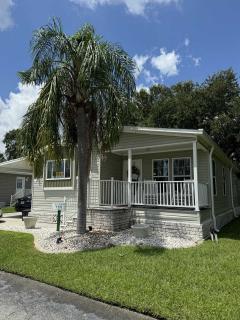 Photo 1 of 20 of home located at 9 E Hampton Dr. Auburndale, FL 33823