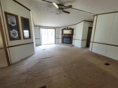 Photo 5 of 20 of home located at 1106 N High St Hope, AR 71801