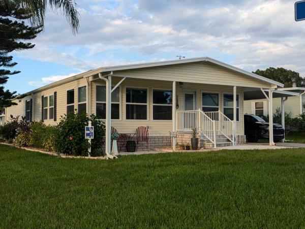 1994 Fleetwood Barrington Mobile Home