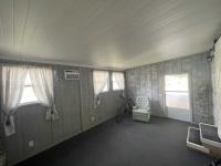 1973 kRAMA 3BR/2BA Mobile Home