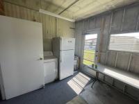 1973 kRAMA 3BR/2BA Mobile Home