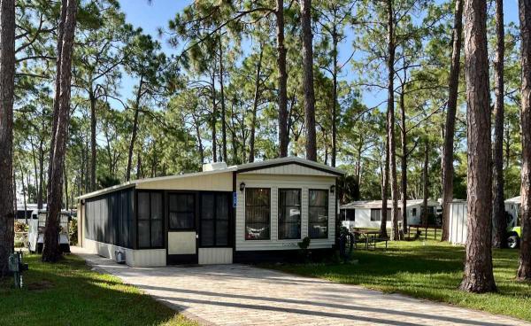 1987 Casa Manufactured Home