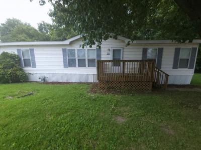 Mobile Home at 82 Mallard Drive Pontoon Beach, IL 62040