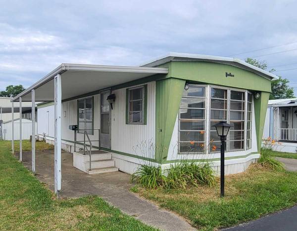 1978 Victorian Early American Manufactured Home