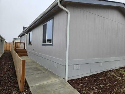 Mobile Home at 200 Market St. Lebanon, OR 97355