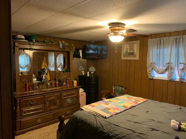 1972 Marshfield mobile Home