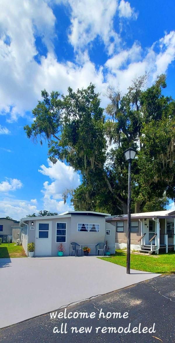 1985  Mobile Home For Sale