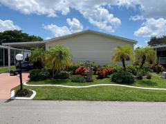 Photo 4 of 39 of home located at 3930 East Gate Ct. 322 North Fort Myers, FL 33917