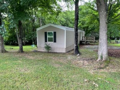 Mobile Home at 229 Main St Bean Station, TN 37708