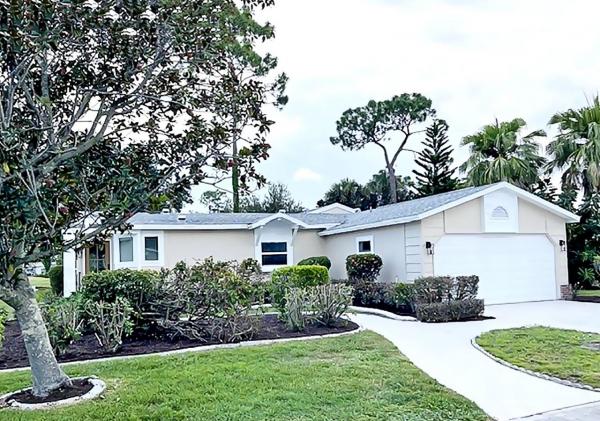 Photo 1 of 2 of home located at 1261 Buena Vista Dr North Fort Myers, FL 33903