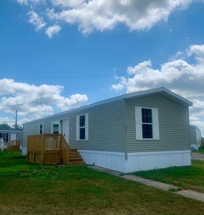 Mobile Home at 1001 Mayflower Road #374 South Bend, IN 46619