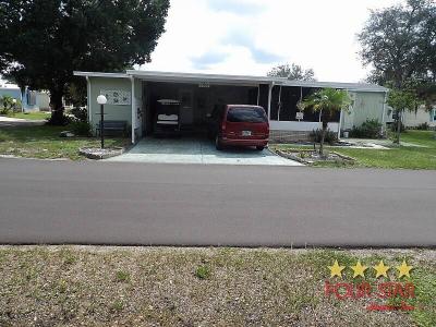 Photo 2 of 25 of home located at 3007 S Flamingo Rd Avon Park, FL 33825