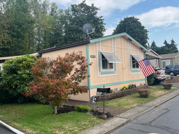 1984 REDMAN Mobile Home