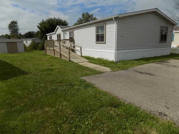 1999 Schult Mobile Home For Sale