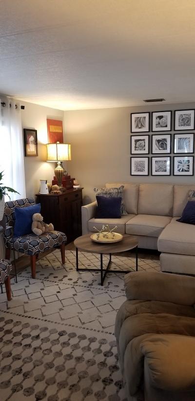 Photo 5 of 14 of home located at 295 Hollywood Lane Naples, FL 34112