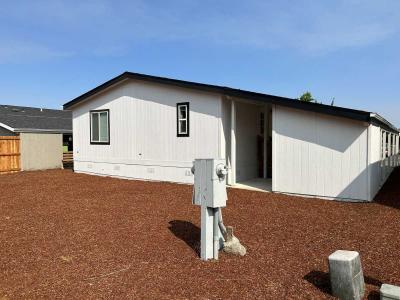 Mobile Home at 200 Market St. Lebanon, OR 97355