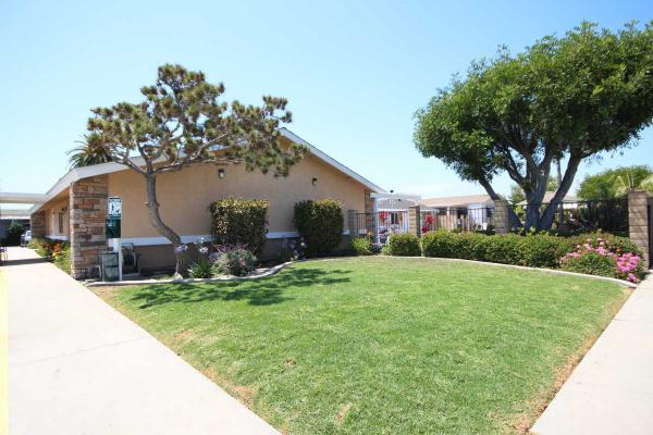 1981 Golden West SM08P6 Manufactured Home