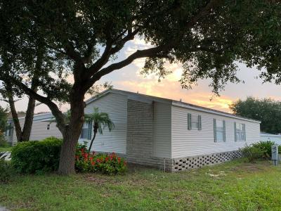 Photo 3 of 14 of home located at 136 Quail Ridge Court Davenport, FL 33897