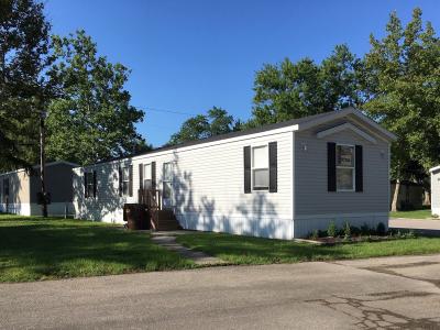 Mobile Home at 806 Avondale Bluffton, IN 46714